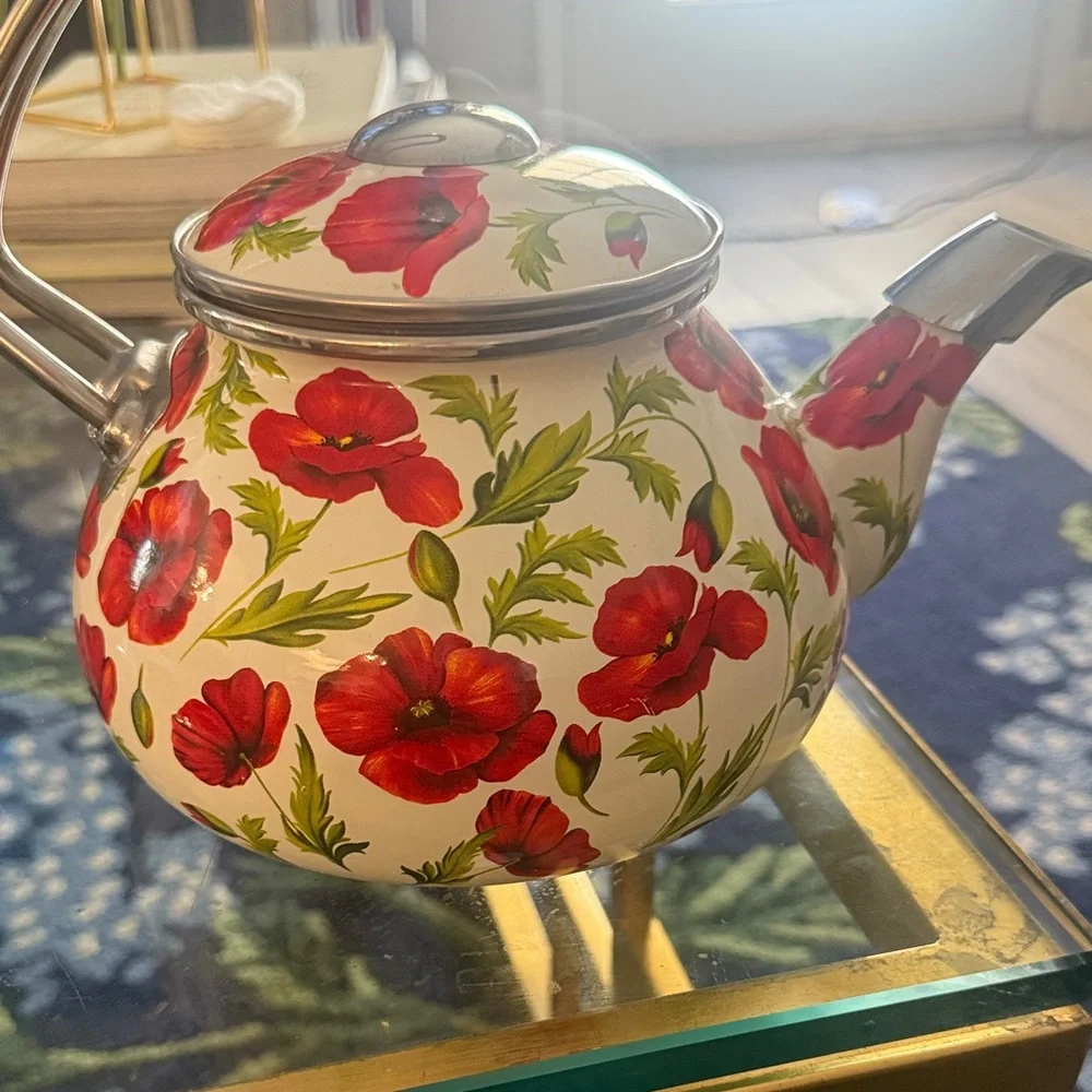 Elegant Floral Teapot with Red Poppy Pattern